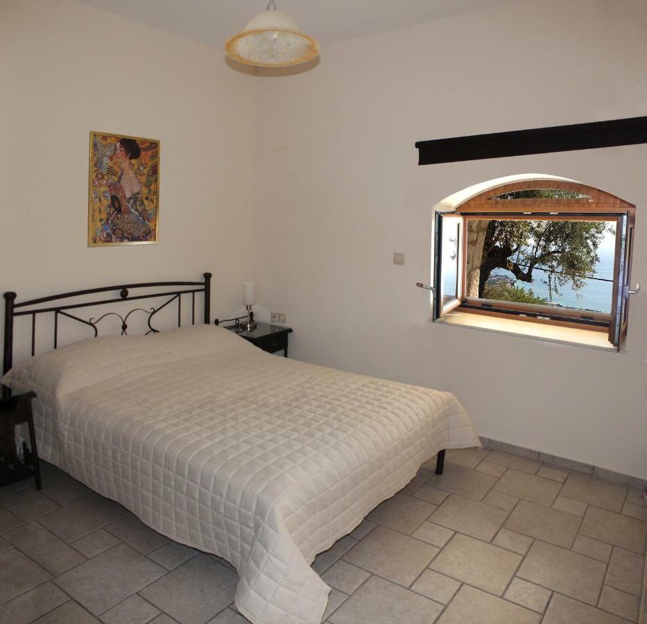 Olive Stonehouses Kalamata Exterior foto