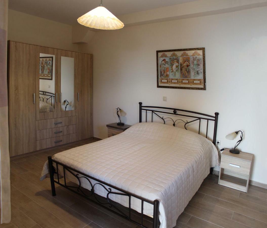 Olive Stonehouses Kalamata Exterior foto